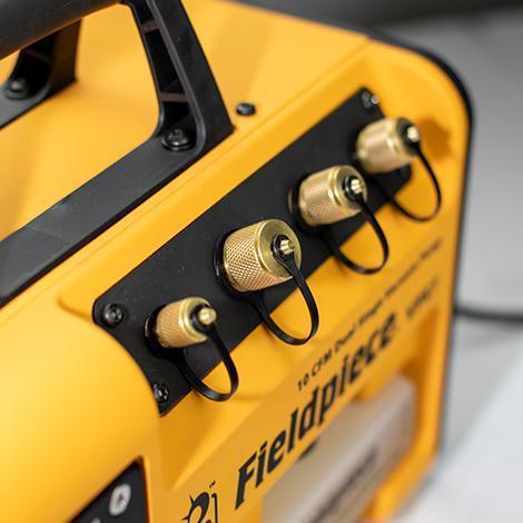 Vakuumpumpe mit RunQuick™- Ölwechselsystem 10CFM 280 l/min VPX7EU FIELDPIECE A2L Zulassung
