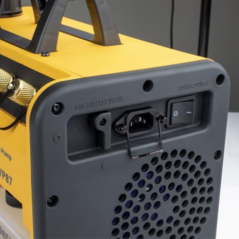 Vakuumpumpe mit RunQuick™- Ölwechselsystem 10CFM 280 l/min VPX7EU FIELDPIECE A2L Zulassung