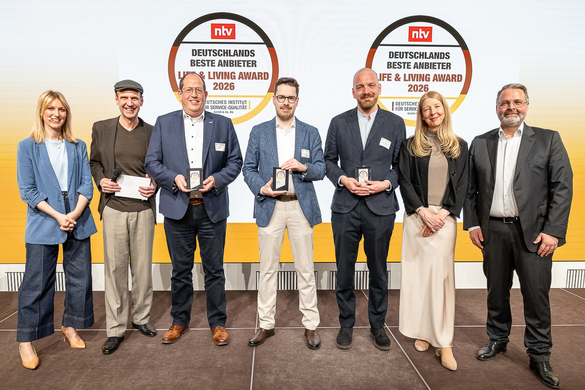 event, award, group photo, conference, presentation, Gruppenfoto, Preisverleihung, Award, Herren, Business attire