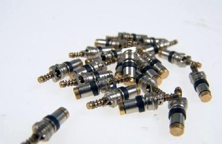 Füllstutzen (Schraderventileinsatz, Ventilkern) - Ventil 1/4" M, R134a, R404A, R407C, 60 bar, 83959/A1