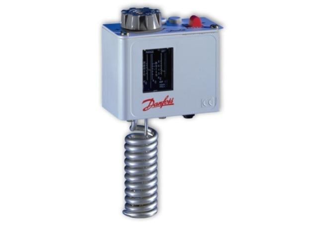 Differenzthermostat DANFOSS KP62, 060L1110, Feldkalibrierung -30..+15°C verstellbare Differenz 2°-10°C