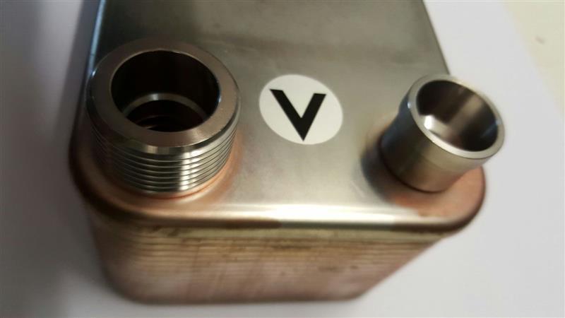 SWEP Plattenwärmetauscher, B25THx30/1P-SC-M, 2x22U + 2x22U(20)+2x1"&22U(20) Außengewinde