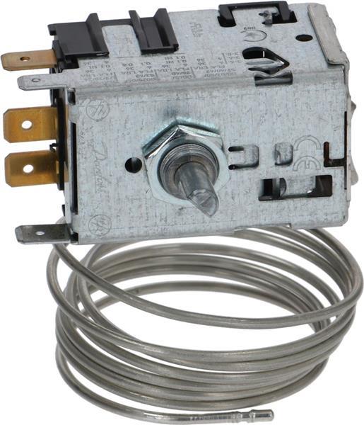 THERMOSTAT DANFOSS 077B0028, 3 Kontakten 6A 250V Kapillarrohr 1200 mm, kälte -4,5°C, wärme +10,5°C halbmondförmige Achse ø 6 x 4,6 mm