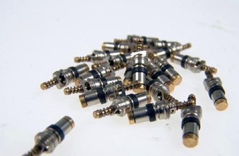 Füllstutzen (Schraderventileinsatz, Ventilkern) - Ventil 1/4" M, R134a, R404A, R407C, 60 bar, 83959/A1