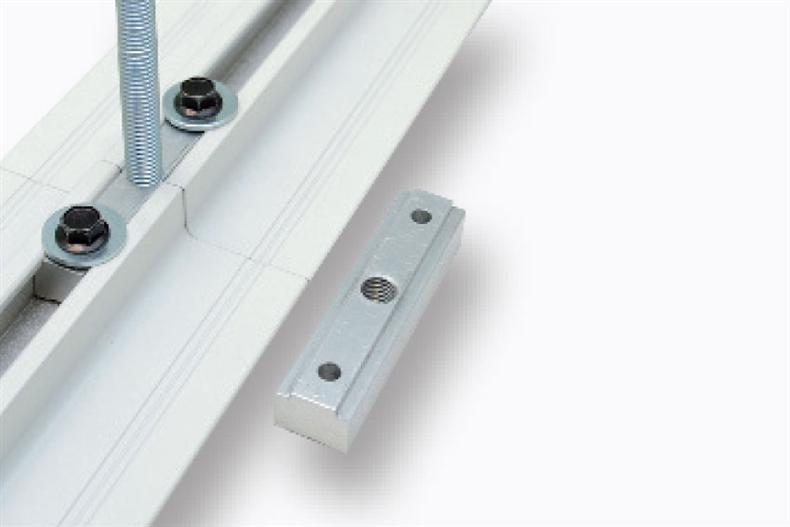 Aluminium Einsatzstuck//Kupplungsstück 3 Löcher M10 für Aufhängeprofil